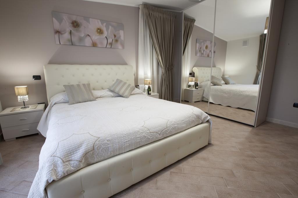 Amira Luxury Apartments Santa Maria Capua Vetere Eksteriør billede